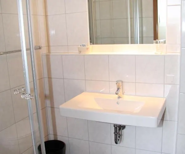 Szálloda Gaststaette Wicke Baunatal